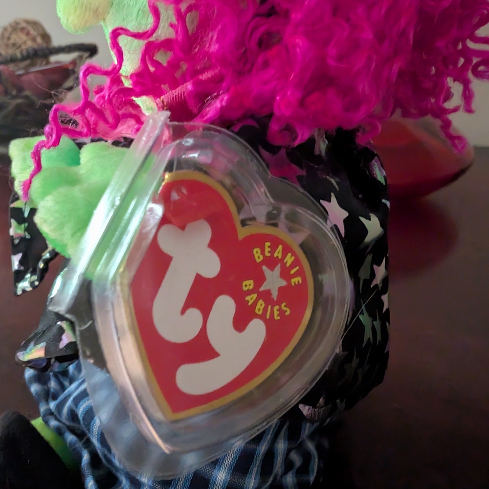 Ty Beanie Babies Colorful  Plush Scary!